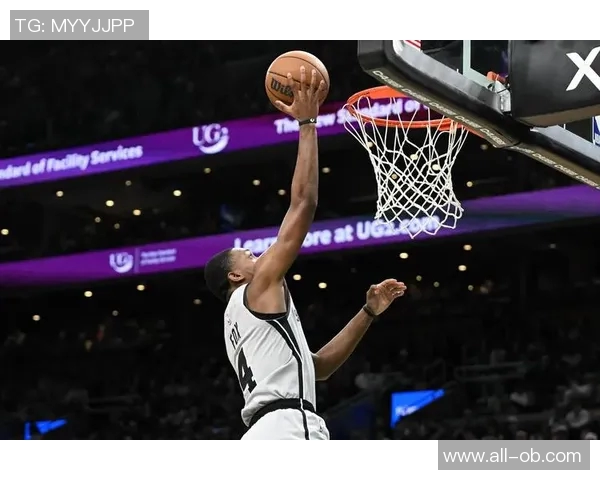 马刺队本赛季前17场比赛取得12胜创球队自16至17赛季以来最佳开局 马刺队本赛季前17场比赛取得12胜创球队自16至17赛季以来最佳开局