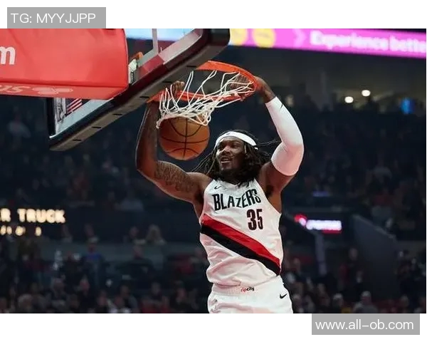 罗威全能表现助力球队胜利4中3斩获6分11板2助攻2盖帽正负值并列最高 罗威全能表现助力球队胜利4中3斩获6分11板2助攻2盖帽正负值并列最高