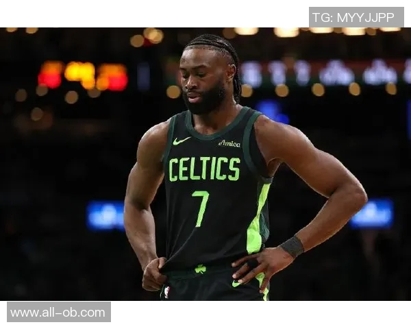 杰伦布朗坦言外界压力巨大一场失利便引发交易传闻