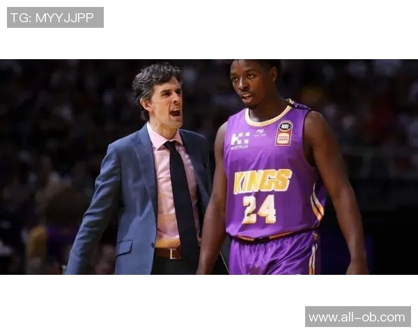 纳斯谈博纳可能填补4号位空缺与恩比德搭档或更多出任5号位